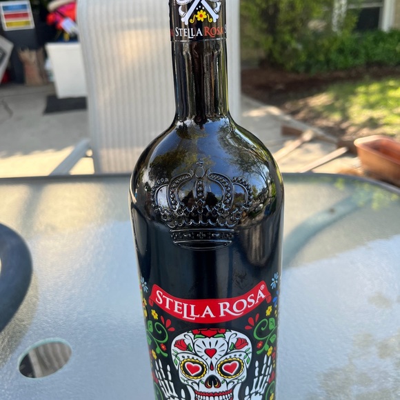 STELLA ROSE BOTTLE $5.00 - Picture 2 of 2